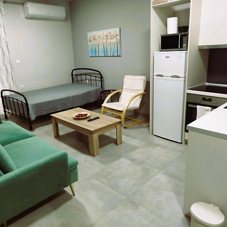 Othonos 10 Str. Apartment. Trikala  Luaran gambar