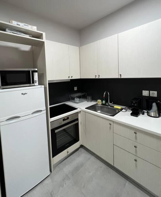 Othonos 10 Str. Apartment. Trikala  Luaran gambar